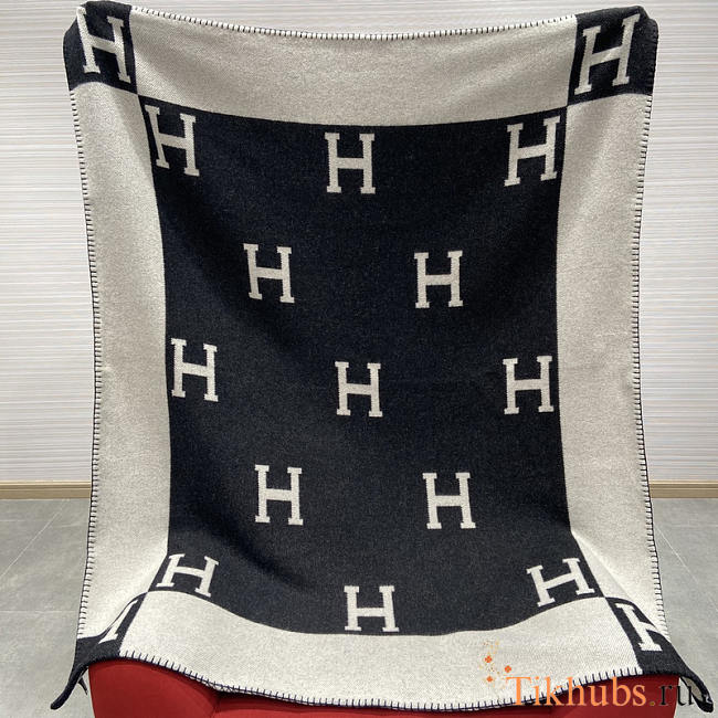 Hermes Avalon Throw Blanket 135x170cm - 1