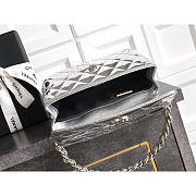 Chanel Flap Bag Shiny Silver 18.5x10.5x8cm - 2