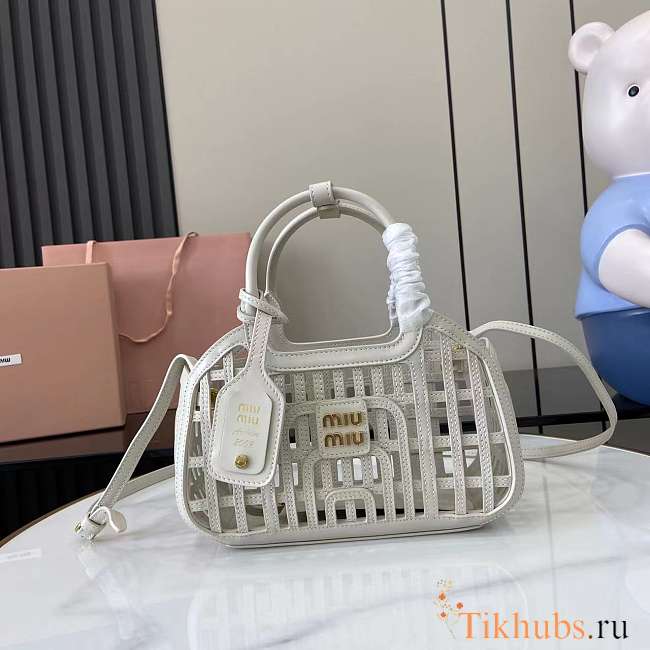 Miu Miu Leather Basket White 24x12.5x9cm - 1
