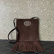Valentino Garavani Nellcote Fringe Suede 30x31x3cm - 1