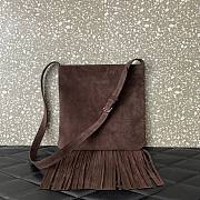 Valentino Garavani Nellcote Fringe Suede 30x31x3cm - 5