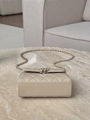 Chanel Top Handle Beige Caviar 14.5x11.5x5.5cm - 3
