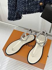 Louis Vuitton LV Vibe Flat Thong Vanilla - 3