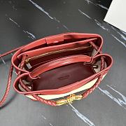 Bottega Veneta Small Andiamo Red Raffia Bag 25x20x10cm - 2
