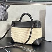 Bottega Veneta Small Andiamo Black Raffia Bag 25x20x10cm - 3