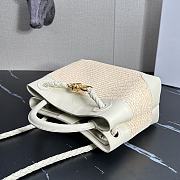 Bottega Veneta Small Andiamo White Raffia Bag 25x20x10cm - 5