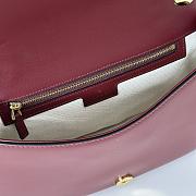 Gucci Blondie Medium Top Handle Bag Red Woven 27x17x7cm - 3