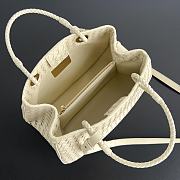 Bottega Veneta Basket Bag Cream 31x18.5x16cm - 5