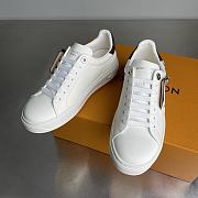 Louis Vuitton LV Trainer White Sneaker 02 - 5