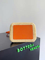 Bottega Veneta Small Parachute Natural 20x16.5x17cm - 4