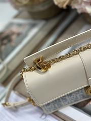 Dior 30 Montaigne Top Handle Bag White 25x13x4.5cm - 5