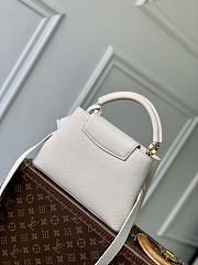 Louis Vuitton LV Capucines BB White Bag 27x17.3x9cm - 3