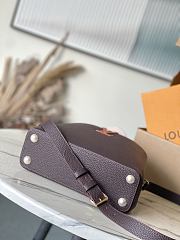 Louis Vuitton LV Capucines BB Chocolate Quartz Tan 27x18x9cm - 2
