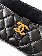 Chanel Zipper Phone Wallet with Chain Suede Black 18x10x3cm - 3