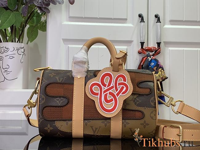 Louis Vuitton LV Keepall Bandoulière 25 Brown 25x15x11cm - 1