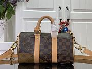 Louis Vuitton LV Keepall Bandoulière 25 Brown 25x15x11cm - 4