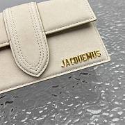 Jacquemus Le Bambino Bag Suede Beige 18x6x7cm - 2