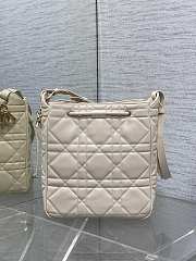 Dior D-Motion Bag White Gold 23x24x13cm - 4