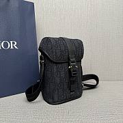 Dior Mini Hit the Road Vertical Messenger Bag 20x13x7cm - 5