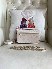 Louis Vuitton LV Pochette Métis East West Cream 21.5x13.5x6cm - 4