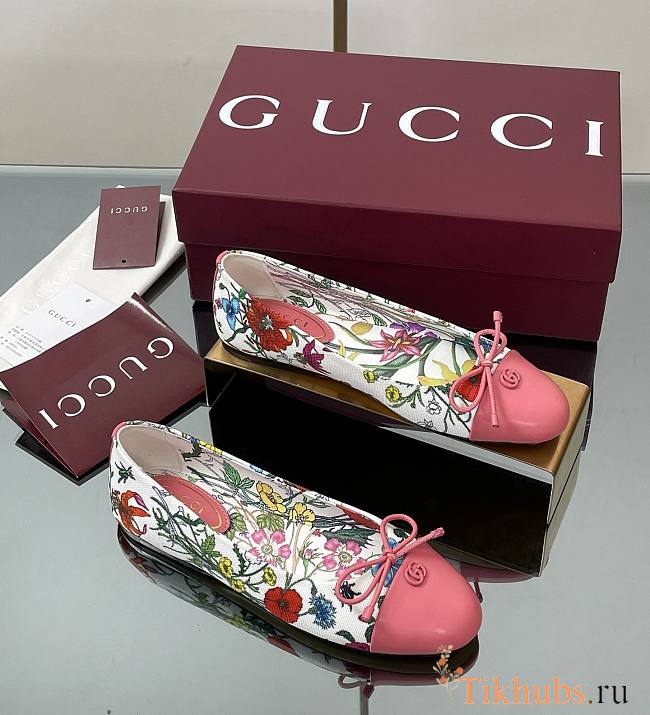Gucci Women's Printed Ballet Pink Flat - 1