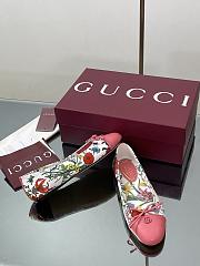 Gucci Women's Printed Ballet Pink Flat - 5