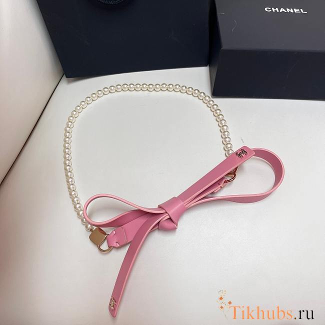 Chanel Pearl Belt With a Pink Leather Bow - 1