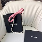 Chanel Pearl Belt With a Pink Leather Bow - 4
