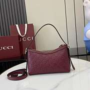 Gucci GG Emblem Small Shoulder Bag Red 22x14x8cm - 3