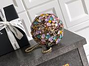 Chanel Sphere Minaudière 13x13x13cm  - 6