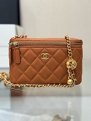 Chanel 24K Vanity Case Caramel Lambskin Gold 17cm - 1