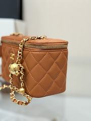 Chanel 24K Vanity Case Caramel Lambskin Gold 17cm - 6
