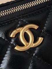 Chanel Vanity Case Black Lambskin Gold 17x9.5x8cm - 3