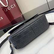 Gucci GG Emblem Small Shoulder Bag Black 20.5x13x7cm - 4