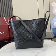 Gucci GG Emblem Medium Shoulder Bag Black 24x26x10cm - 3