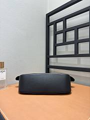 Loewe Medium Ola Bag Smooth Calfskin Black 26x18x13cm - 6