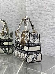 Dior Lady D-Lite White Flower 24x11x20cm - 4