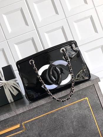 Chanel Patent Leather Tote Black 33x32x12.5cm