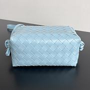 Bottega Veneta Small Avenue Loop Blue Crossbody Bag 19x12x9cm - 5