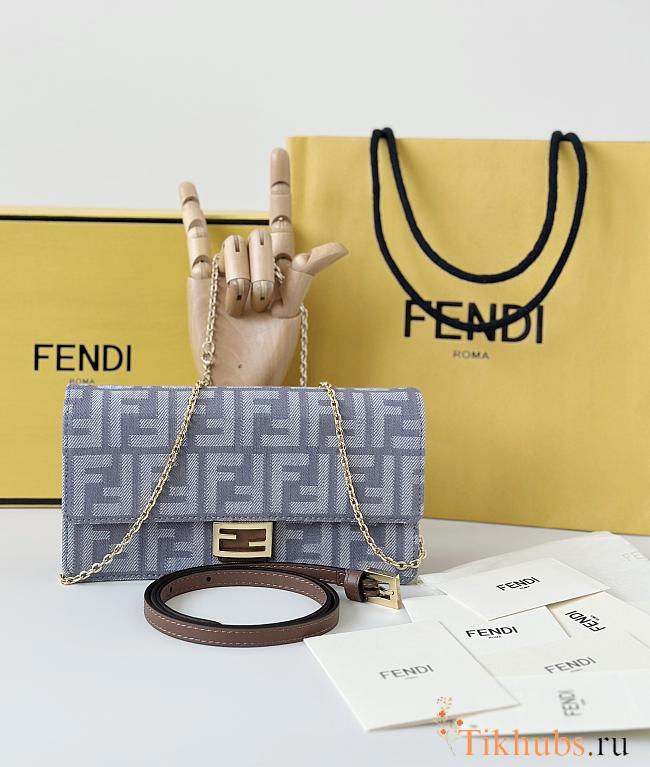 Fendi Wallet On Chain Baguette Blue Denim 21x11.5x5cm - 1