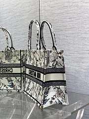 Dior Medium Book Tote White Flower 36x27.5x16.5cm - 3