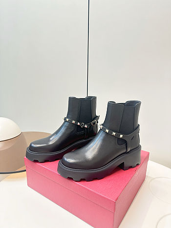 Valentino Garavani Rockstub Black Leather Boots