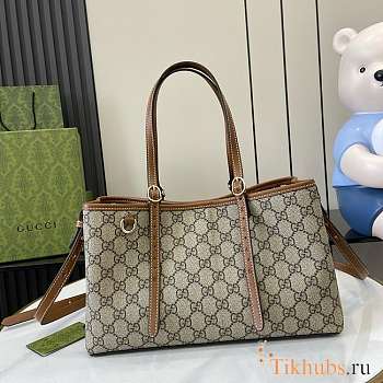 Gucci Emblem Medium Tote Bag 31x18.5x11.5cm