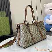 Gucci Emblem Medium Tote Bag 31x18.5x11.5cm - 2