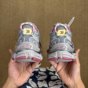 Balenciaga Runner 2.0 Lace-up Panelled Sneakers - 2