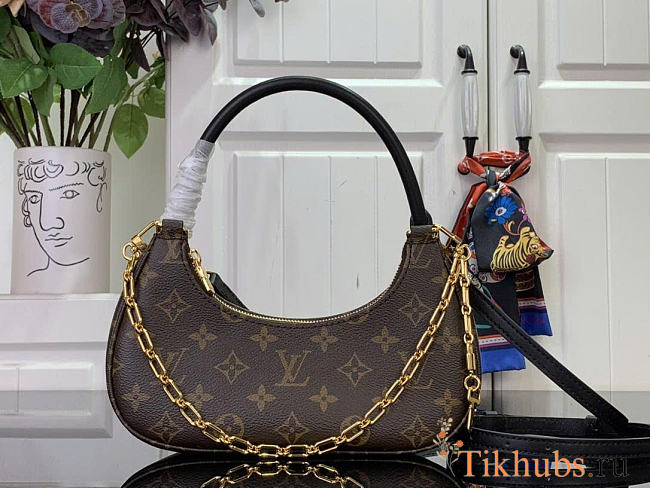 Louis Vuitton LV Catchy PM Monogram 24x10x6cm - 1