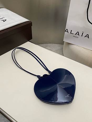 Alaia Le Coeur Blue Patent Shoulder Bag 21x17x5cm
