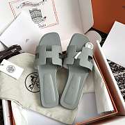 Hermes Oran Light Blue-Gray Epsom Slides - 2