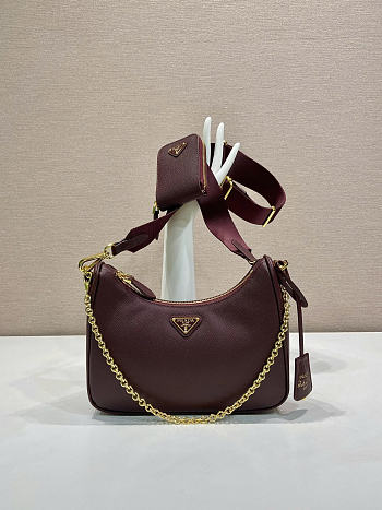 Prada Re-Edition 2005 Saffiano Bag Burgundy 22x18x6cm