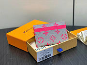 Louis Vuitton LV Double Card Holder Grey 11x7x1.5cm - 2
